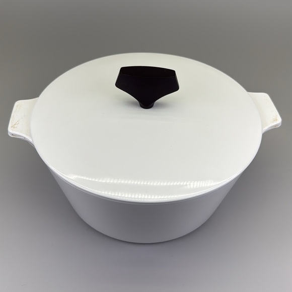 Vintage Corning Ware Centura 1 3/4 Quart Buffet Server with Lid - Picture 3 of 16